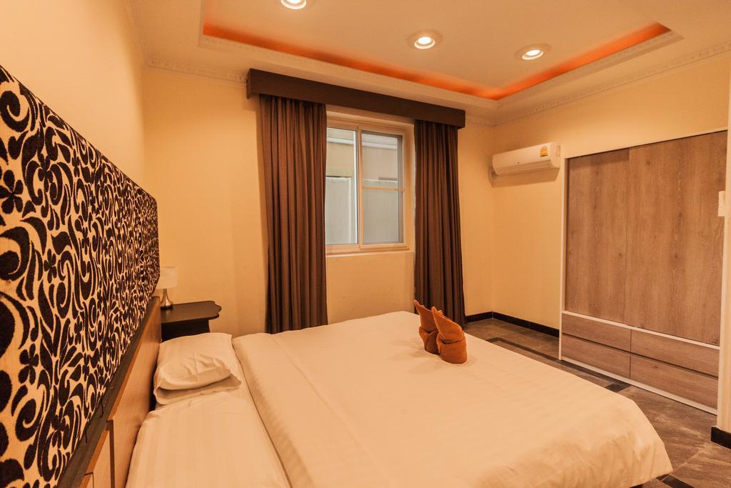 Jomtien Palace Pool Villa By Pattaya Sunny Rentals Ban Nong Tabaek Extérieur photo