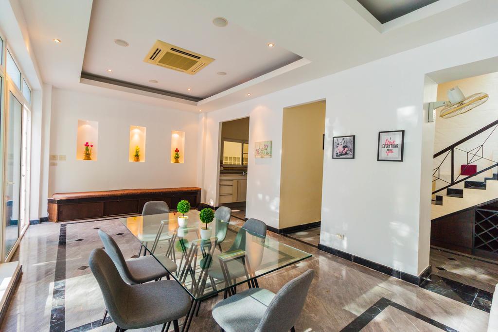 Jomtien Palace Pool Villa By Pattaya Sunny Rentals Ban Nong Tabaek Extérieur photo