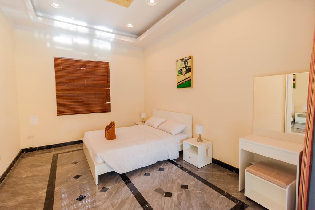 Jomtien Palace Pool Villa By Pattaya Sunny Rentals Ban Nong Tabaek Extérieur photo